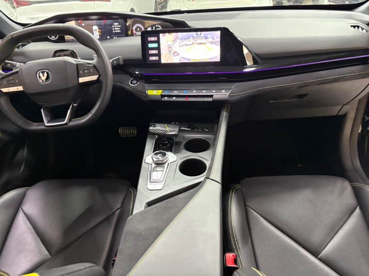 長安 長安UNI-V  2022款 1.5T 運動版圖片