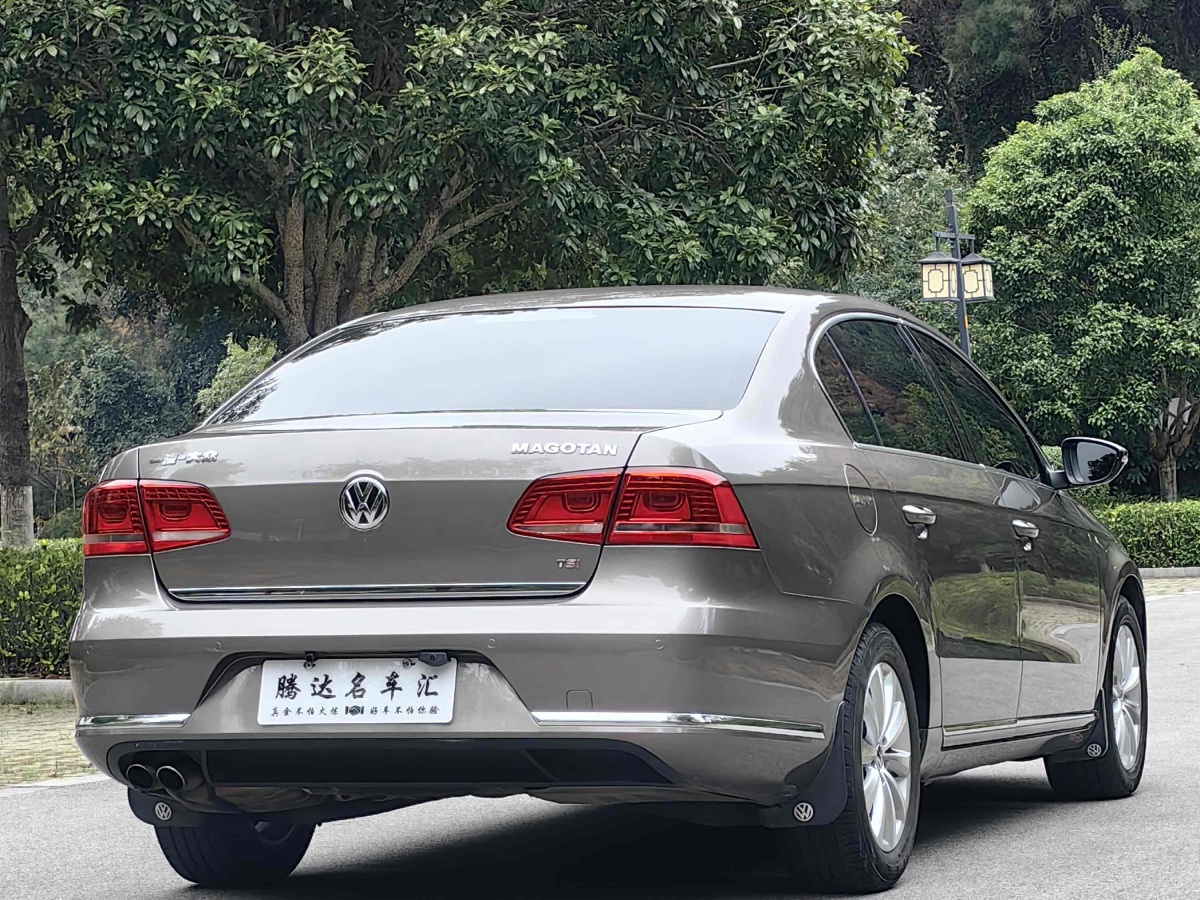 2014年9月大眾 邁騰  2013款 1.8TSI 領(lǐng)先型