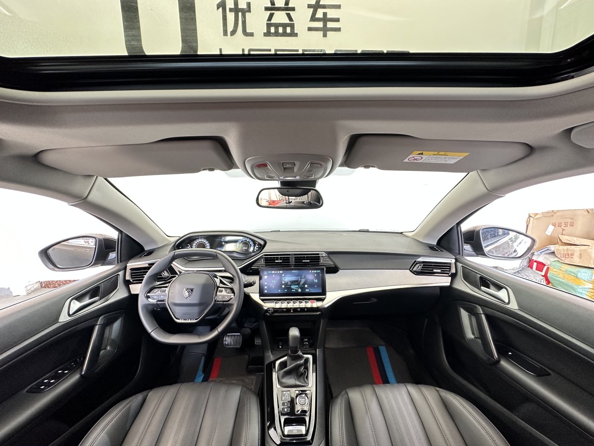 标致 408  2022款 1.6T 逐梦版图片