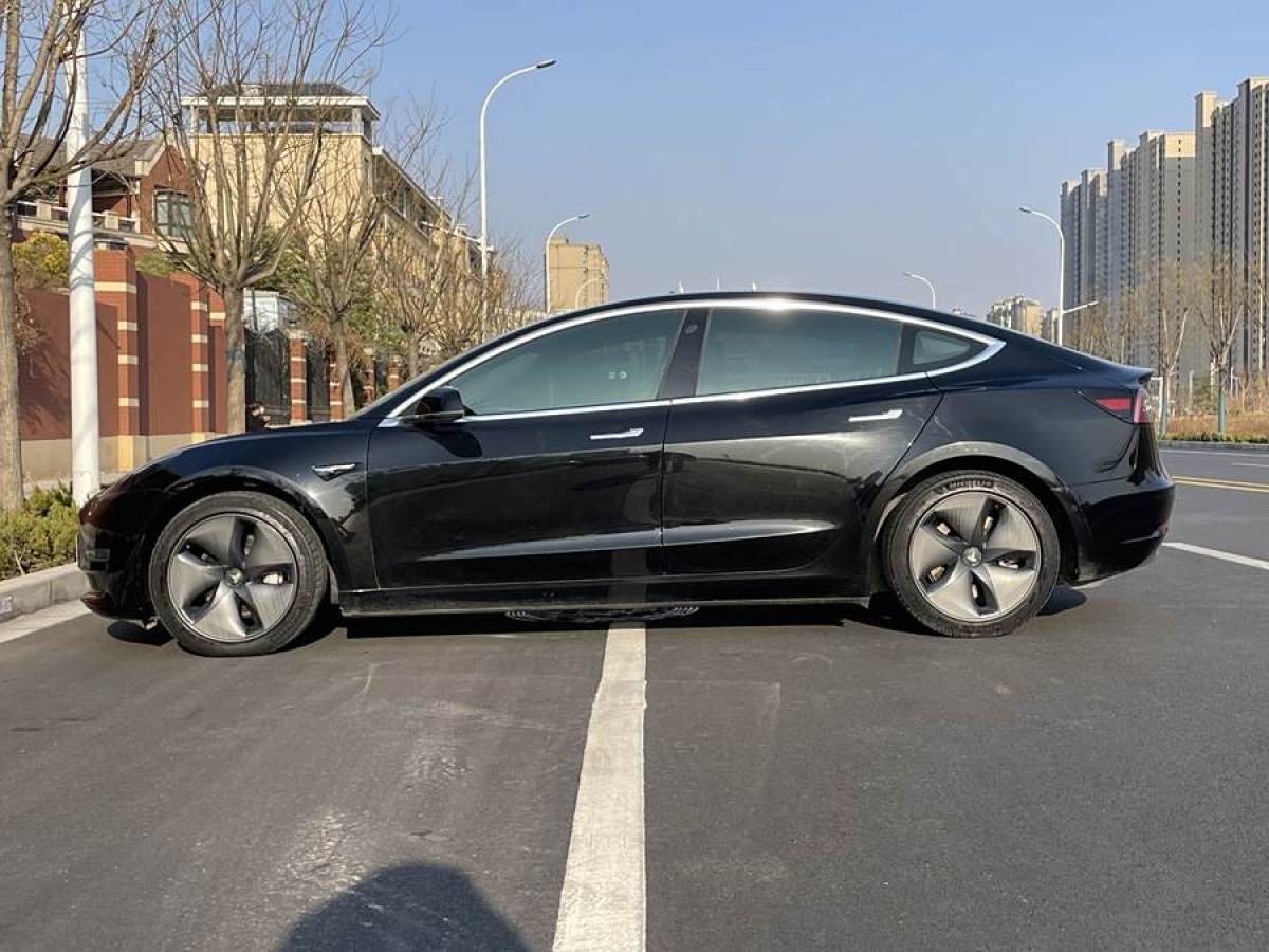 特斯拉 Model 3  2020款 改款 長續(xù)航后輪驅(qū)動版圖片