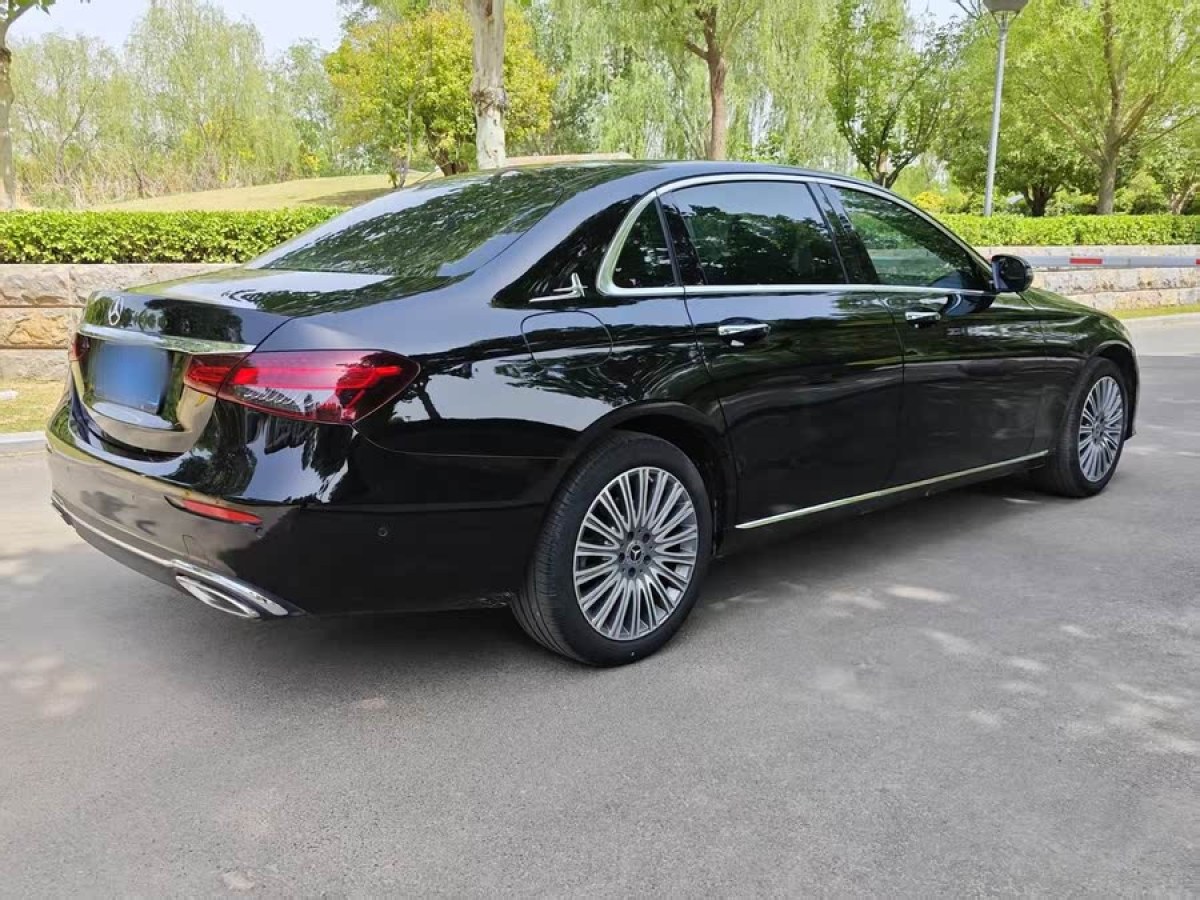 奔馳 奔馳E級(jí)  2022款 改款 E 300 L 豪華型圖片