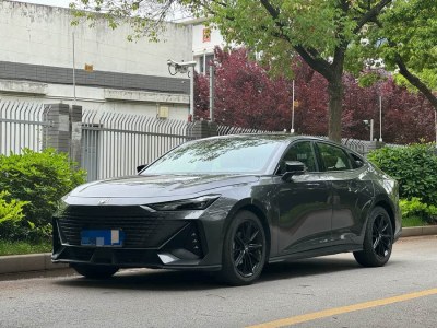 2022年12月 長(zhǎng)安 長(zhǎng)安UNI-V 1.5T 尊貴型圖片