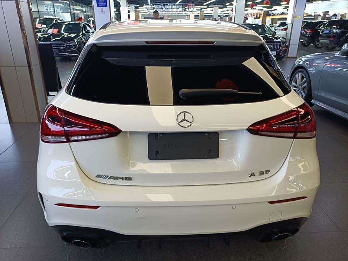 2022年12月奔馳 奔馳A級(jí)AMG  2023款 AMG A 35 4MATIC