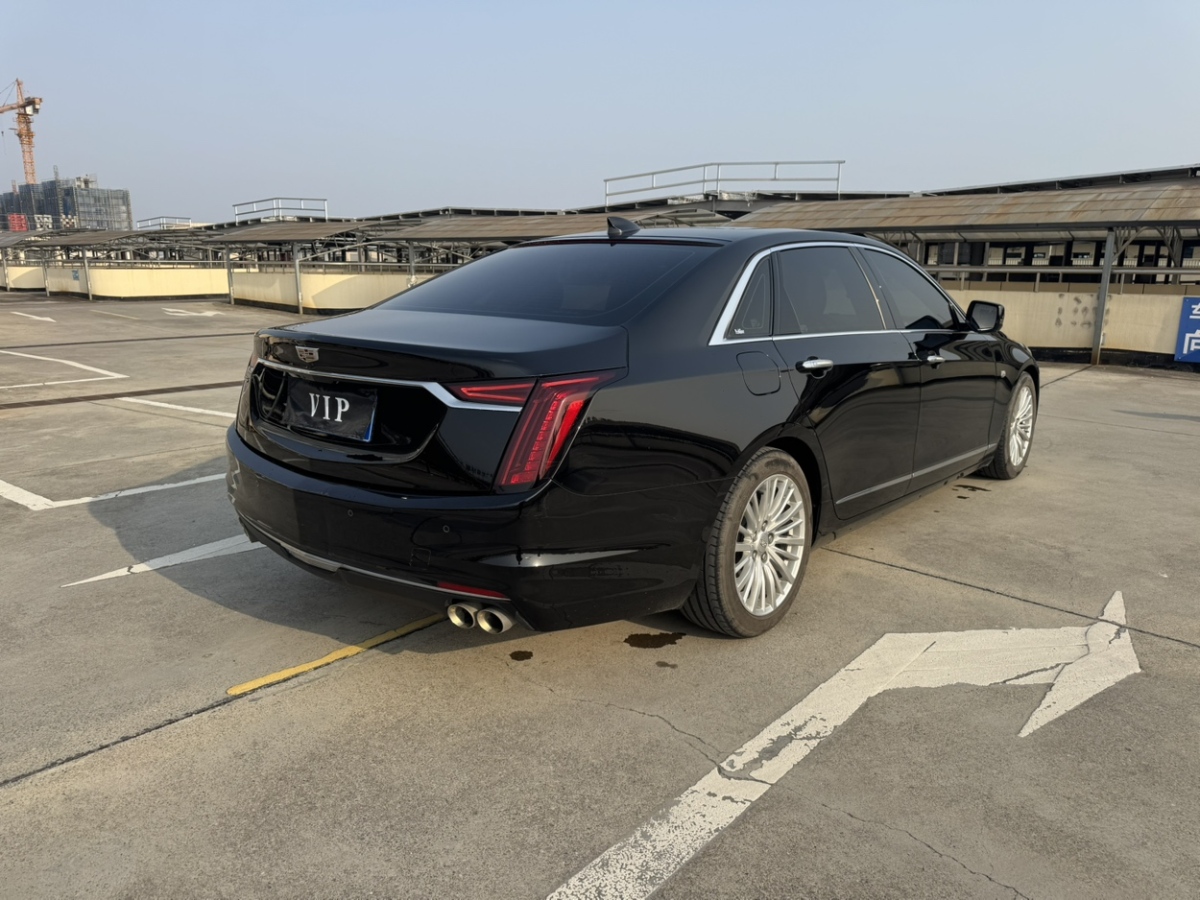 凱迪拉克 CT6  2022款 28T 豪華型圖片