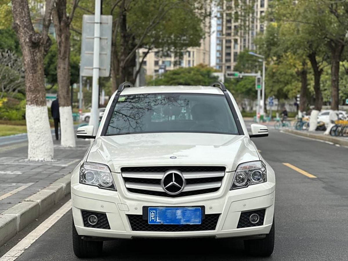 奔馳 奔馳GLK級(jí)  2011款 GLK 300 4MATIC 動(dòng)感型圖片