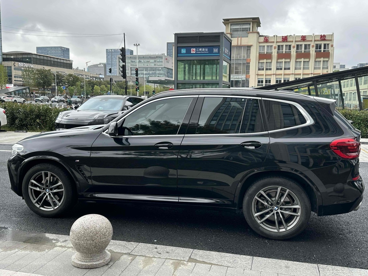 宝马 宝马X3  2021款 改款 xDrive25i M运动套装图片