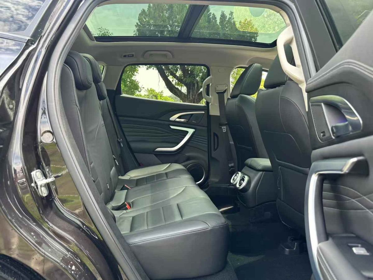 榮威 RX3  2020款  1.6L CVT集成兒童安全座椅超爽版圖片
