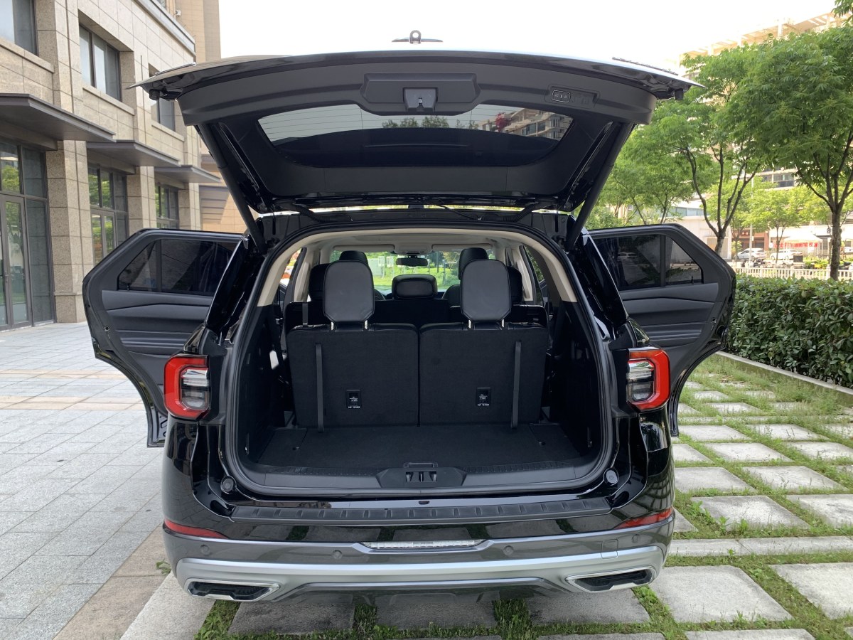福特 探險(xiǎn)者  2023款 EcoBoost 285 后驅(qū)風(fēng)尚版 7座圖片
