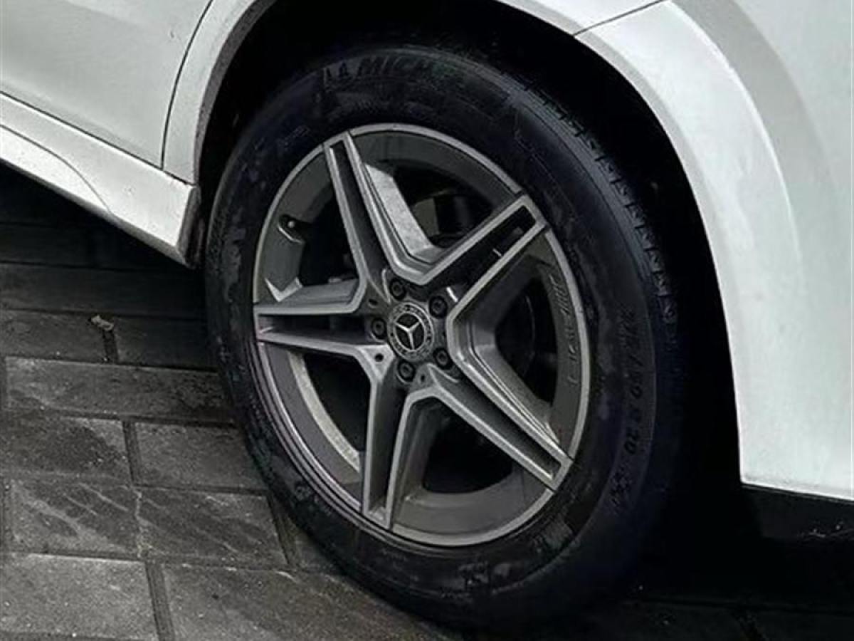 奔馳 奔馳GLE  2024款 改款 GLE 350 4MATIC 時(shí)尚型圖片