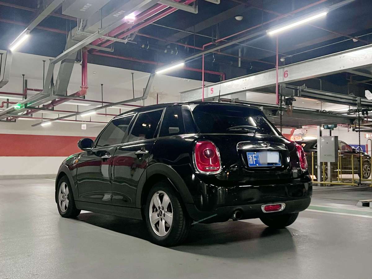 MINI MINI  2015款 1.2T ONE 五門版圖片