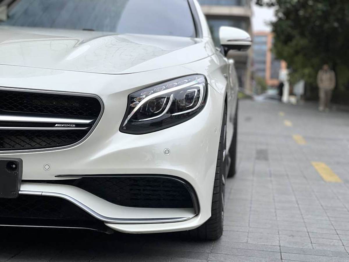 奔馳 奔馳S級(jí)AMG  2015款 AMG S 63 4MATIC Coupe圖片