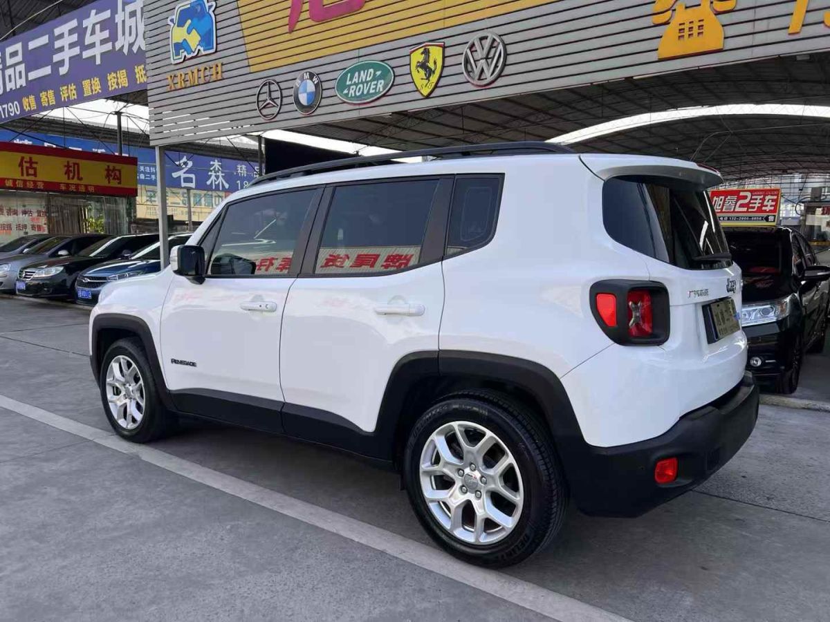 Jeep 自由俠  2018款 互聯(lián)大屏版 180T 自動(dòng)智能版圖片