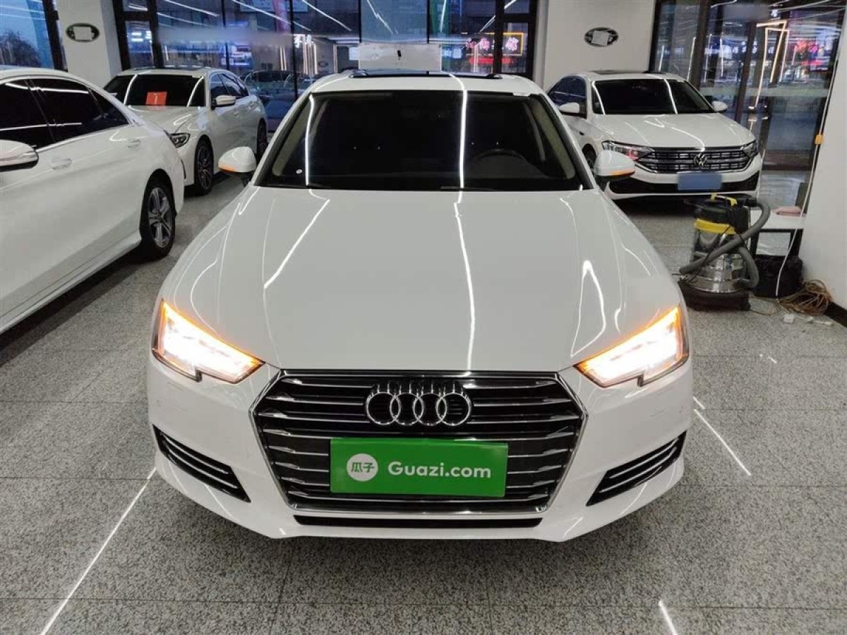 奧迪 奧迪A4L  2018款 30周年年型 40 TFSI 進(jìn)取型圖片