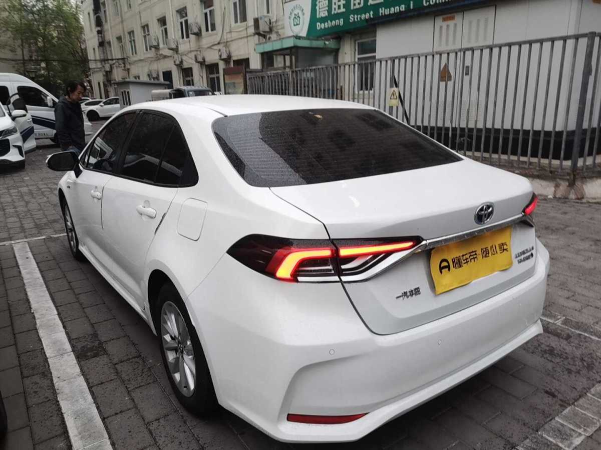 豐田 卡羅拉  2019款 雙擎 1.8L E-CVT GL-i先鋒版圖片