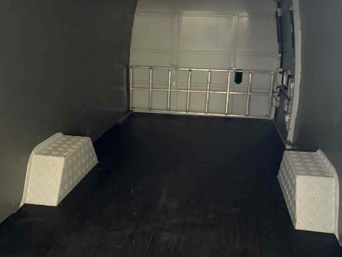 福田 智藍(lán)精靈E7  2024款 純電動(dòng)廂式運(yùn)輸車 平頂2座 寧德時(shí)代38.64kWh圖片