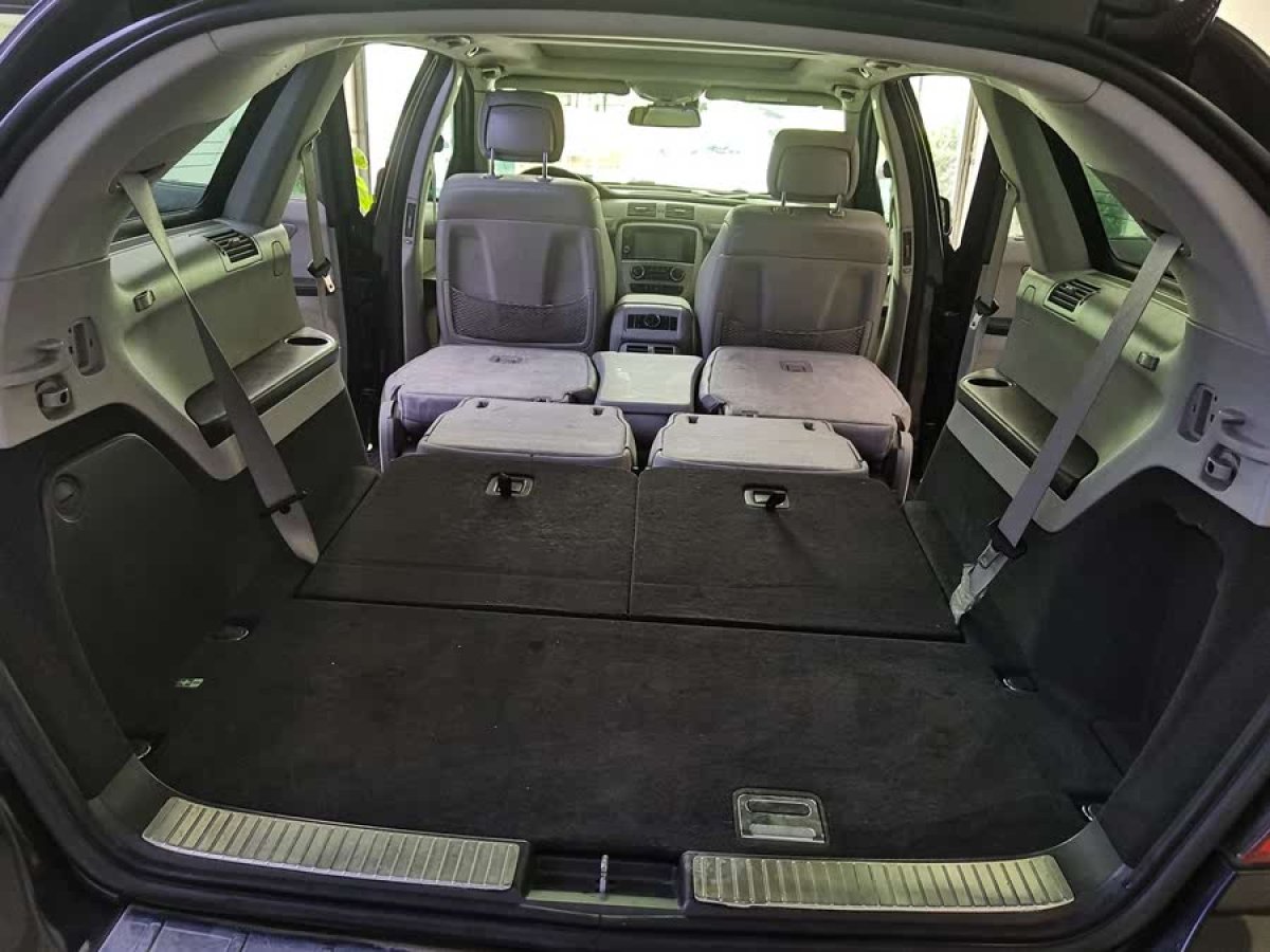 奔馳 奔馳R級(jí)  2014款 R 320 4MATIC 商務(wù)型圖片