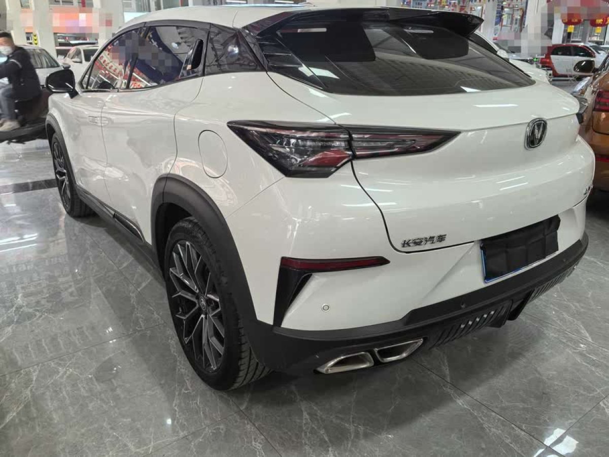 長安 UNI-T  2022款 1.5T 尊貴型圖片