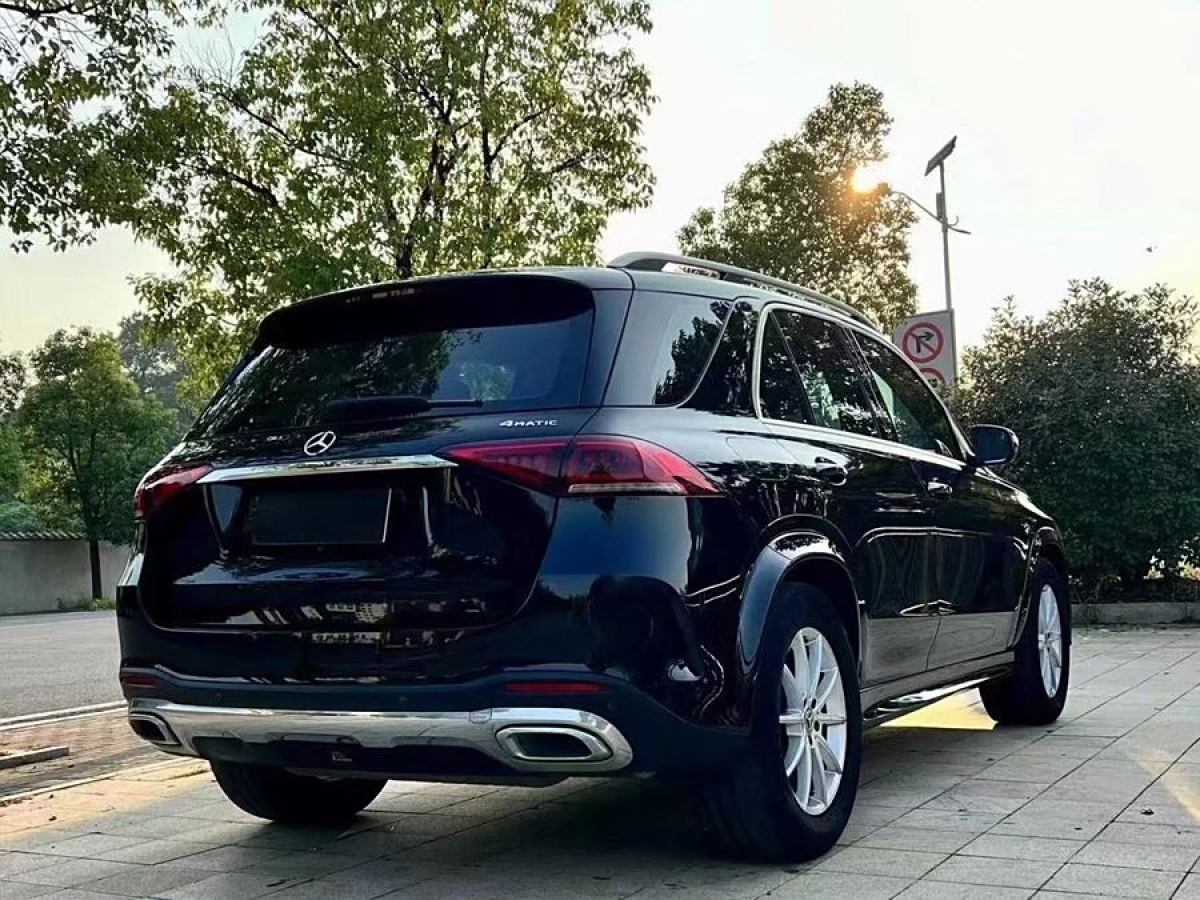 奔馳 奔馳GLE  2024款 改款 GLE 350 4MATIC 時(shí)尚型圖片