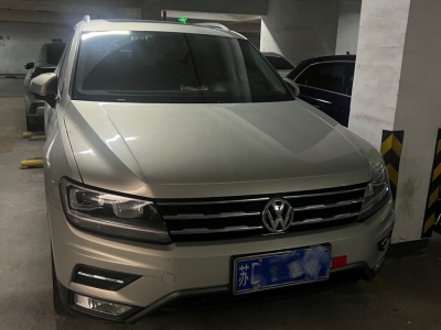 2019年4月 大眾 途觀L 330TSI 自動(dòng)兩驅(qū)全景舒適版圖片