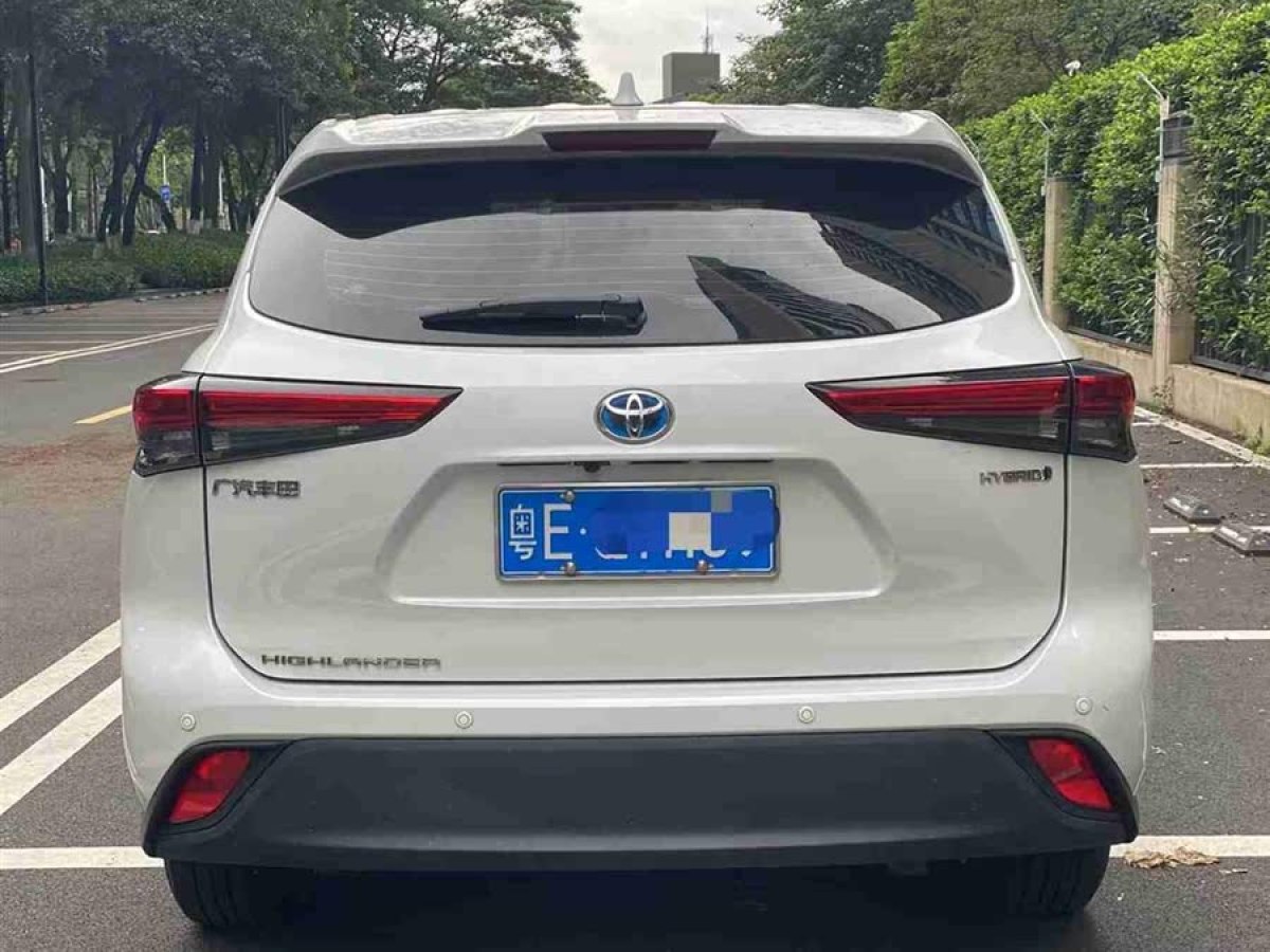 豐田 漢蘭達  2022款 雙擎 2.5L 兩驅精英版 5座圖片