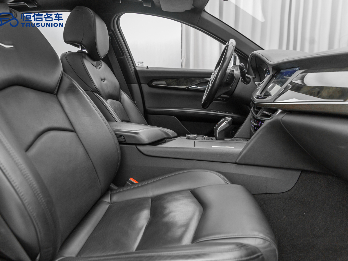 凱迪拉克 CT6  2019款 28T 豪華型圖片