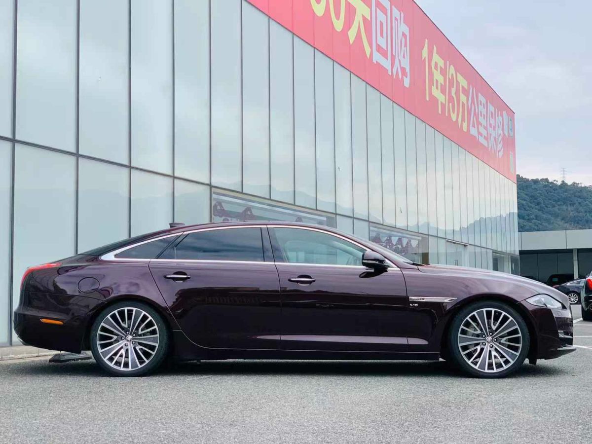 捷豹 XJ  2019款 XJL 3.0 SC 兩驅(qū)典雅商務(wù)版圖片