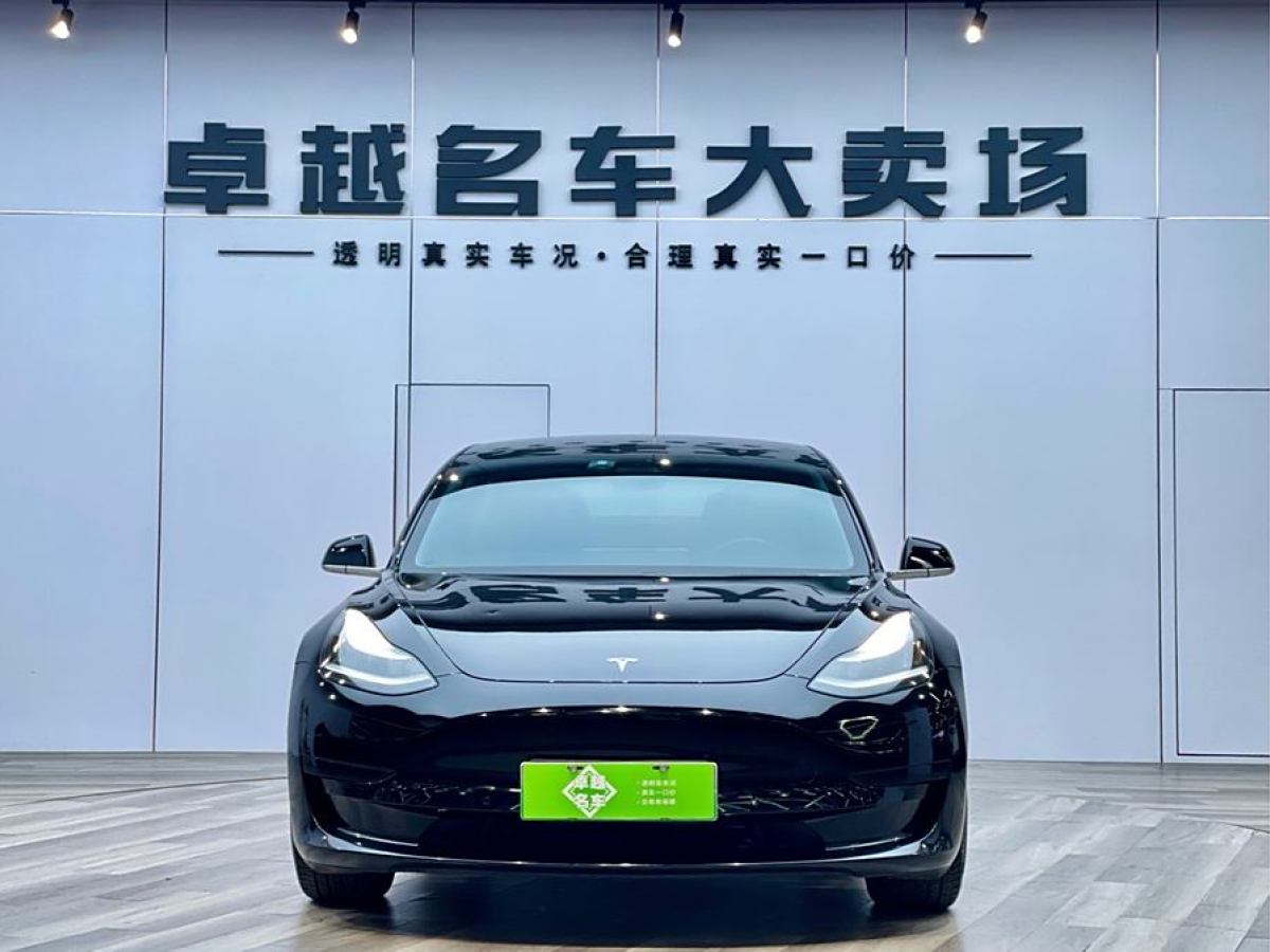 特斯拉 Model 3  2020款 改款 標(biāo)準(zhǔn)續(xù)航后驅(qū)升級(jí)版圖片