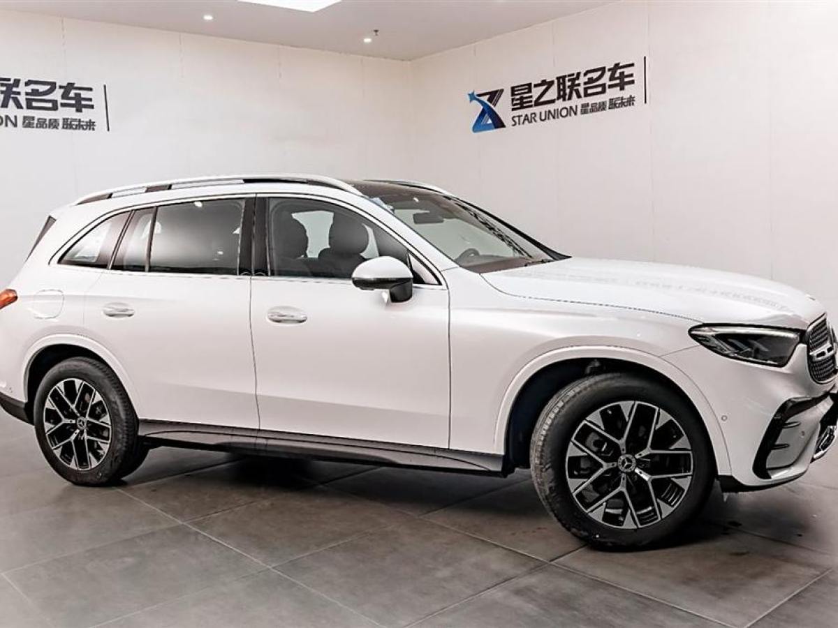 奔馳 奔馳GLC  2024款 改款 GLC 260 L 4MATIC 豪華型 5座圖片