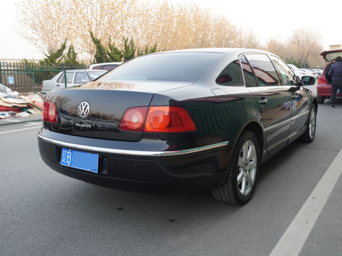 大眾 輝騰  2009款 3.6L V6 5座加長舒適版圖片