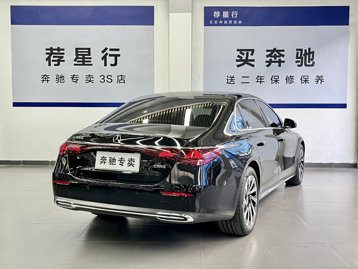 奔馳 奔馳E級(jí)  2024款 E 300 L 豪華型圖片