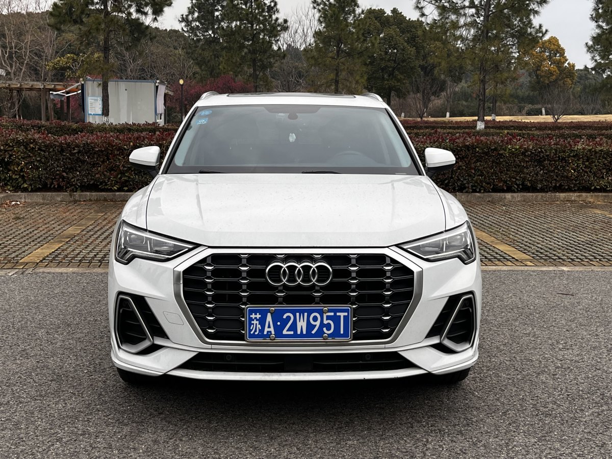 奧迪 奧迪Q3  2024款 35 TFSI 進(jìn)取動(dòng)感型圖片