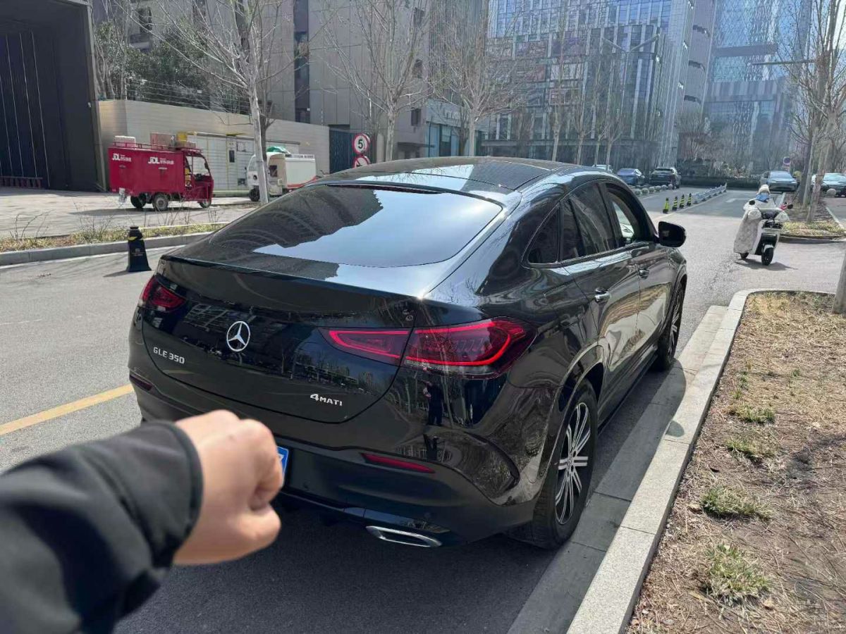 奔馳 奔馳GLC  2021款 GLC 300 4MATIC 轎跑SUV圖片