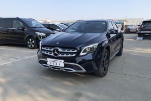 奔馳GLA 奔馳 GLA 200 時(shí)尚型