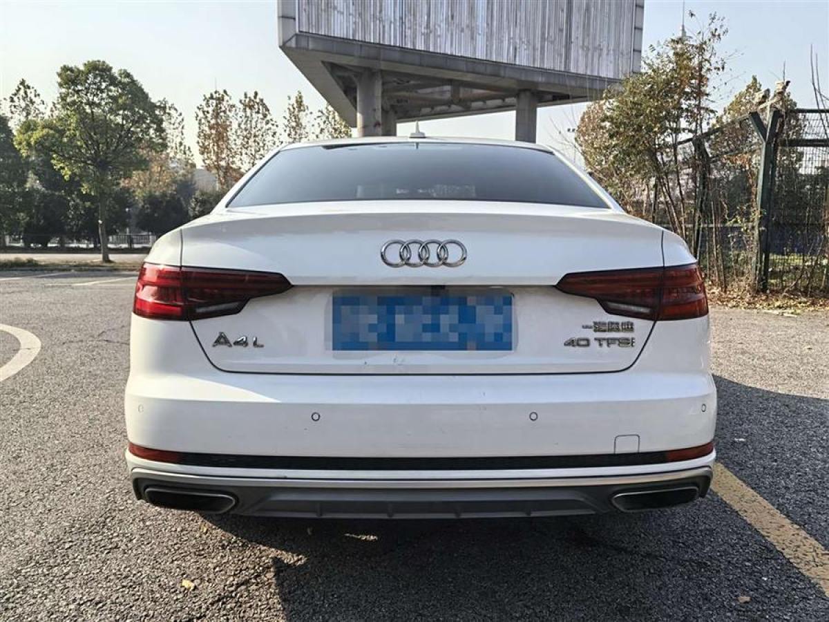 奧迪 奧迪A4L  2019款 40 TFSI 進(jìn)取型 國V圖片