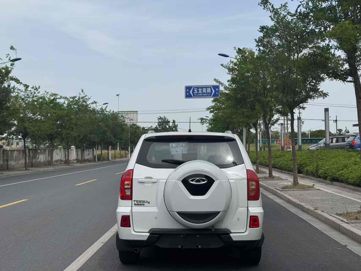 奇瑞 瑞虎3  2015款 1.6L CVT智尚紀(jì)念版圖片