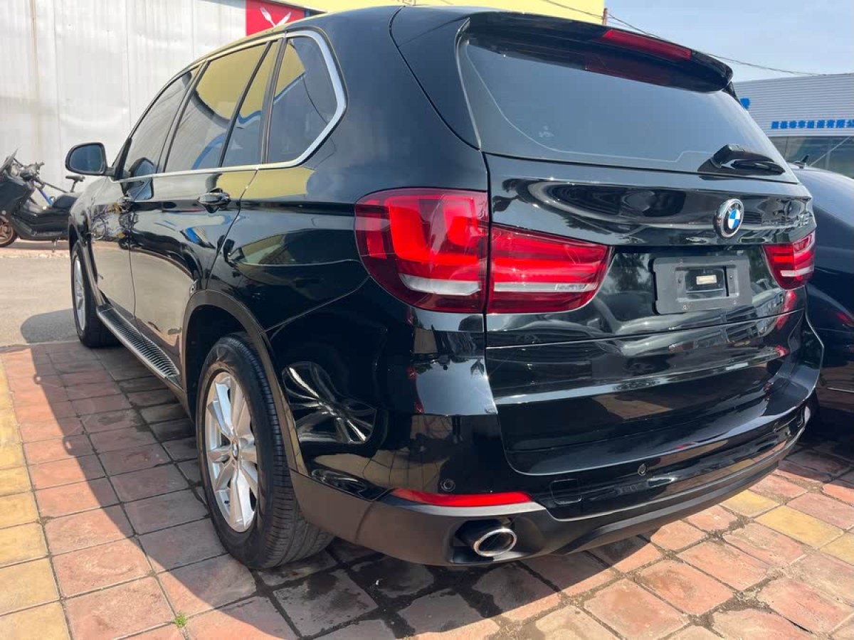 寶馬 寶馬X5  2017款 xDrive35i 領(lǐng)先型圖片