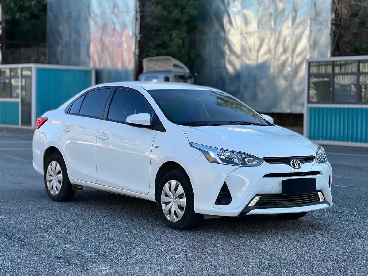 豐田 YARiS L 致享  2021款 1.5L CVT領(lǐng)先版圖片