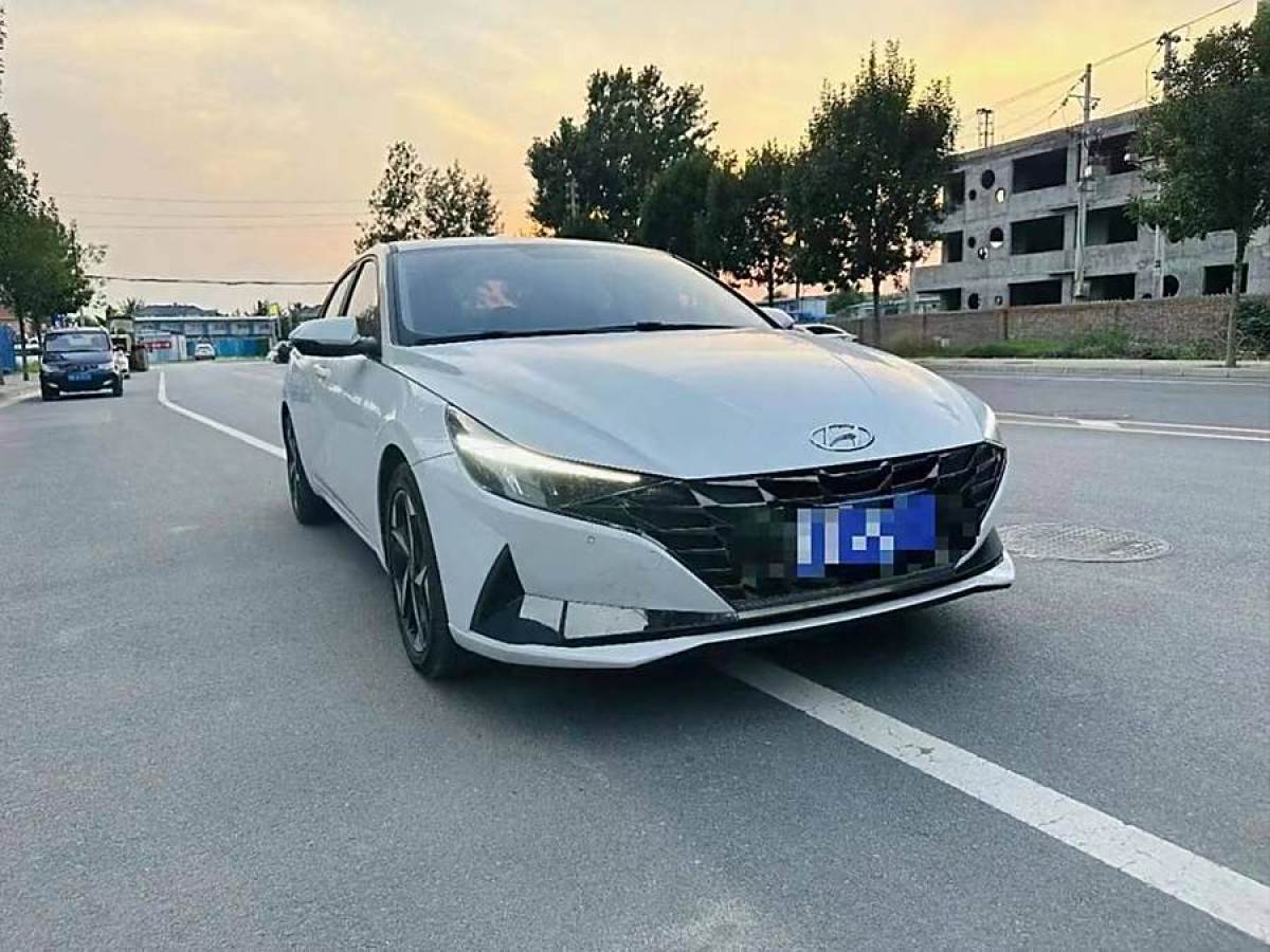 2021年5月現(xiàn)代 伊蘭特  2021款 1.5L LUX尊貴版