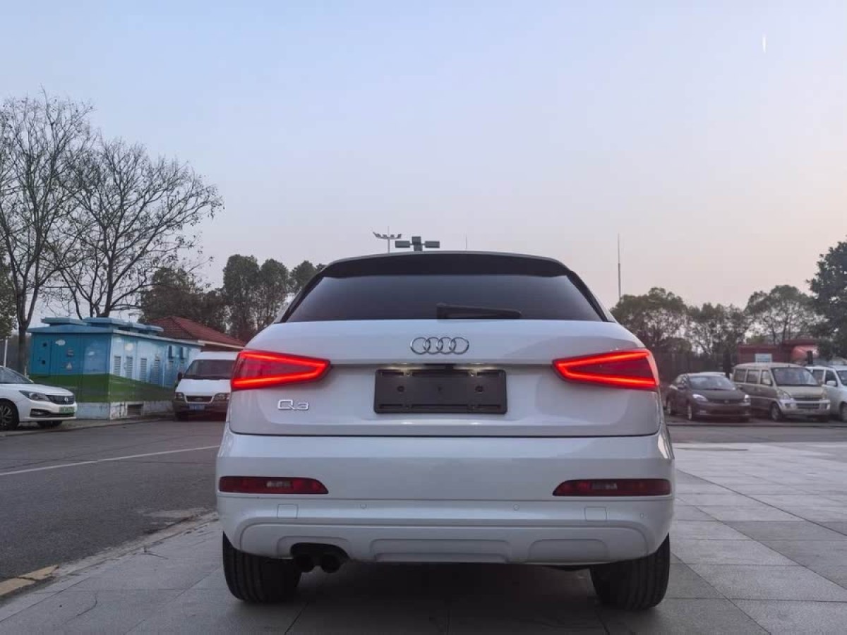 奧迪 奧迪Q3  2013款 35 TFSI quattro 技術(shù)型圖片
