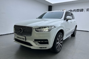 沃尔沃XC90 2022款 B6 智雅豪华版 7座  