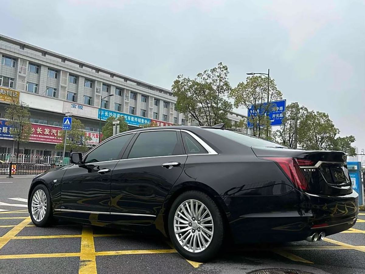 凱迪拉克 CT6  2022款 28T 豪華型圖片