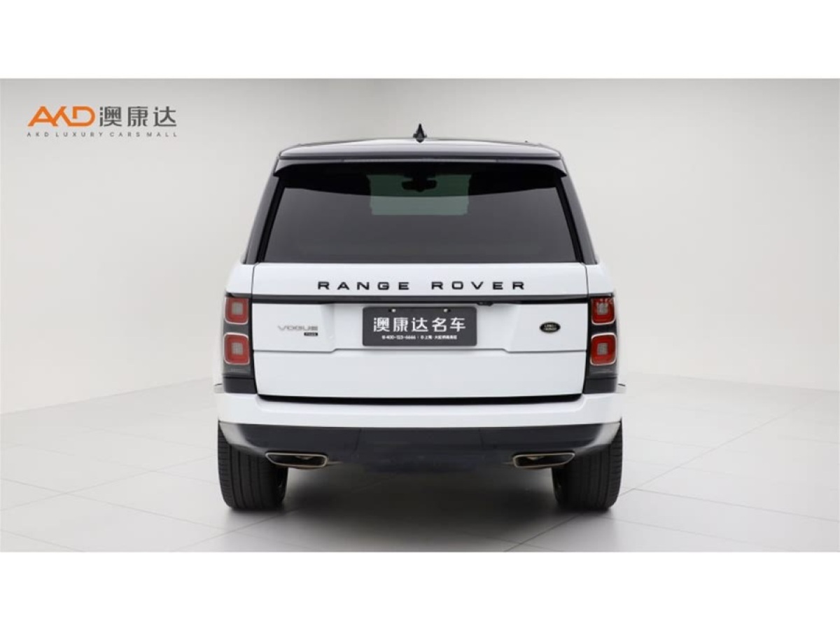 路虎 攬勝  2022款 3.0 L6 400PS 傳世加長(zhǎng)經(jīng)典版圖片