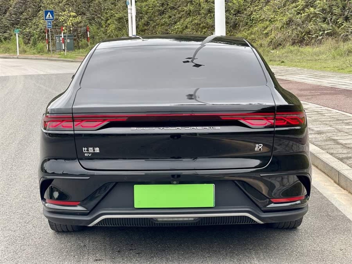 比亞迪 漢  2022款 EV 創(chuàng)世版 715KM前驅(qū)旗艦型圖片