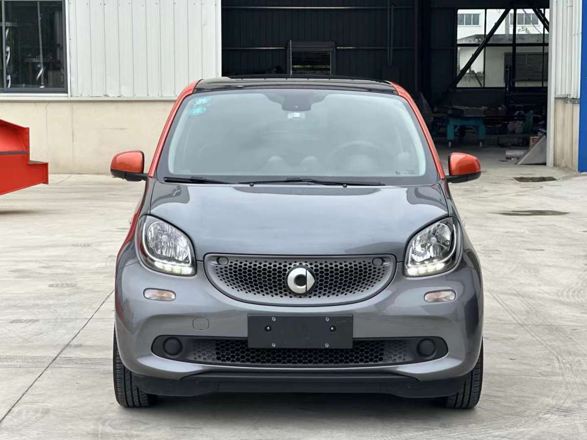 smart forfour  2018款 0.9T 66千瓦先鋒版圖片