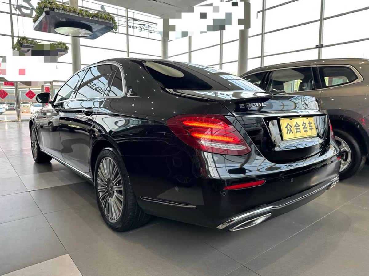 奔馳 奔馳E級  2020款 E 300 L 豪華型圖片