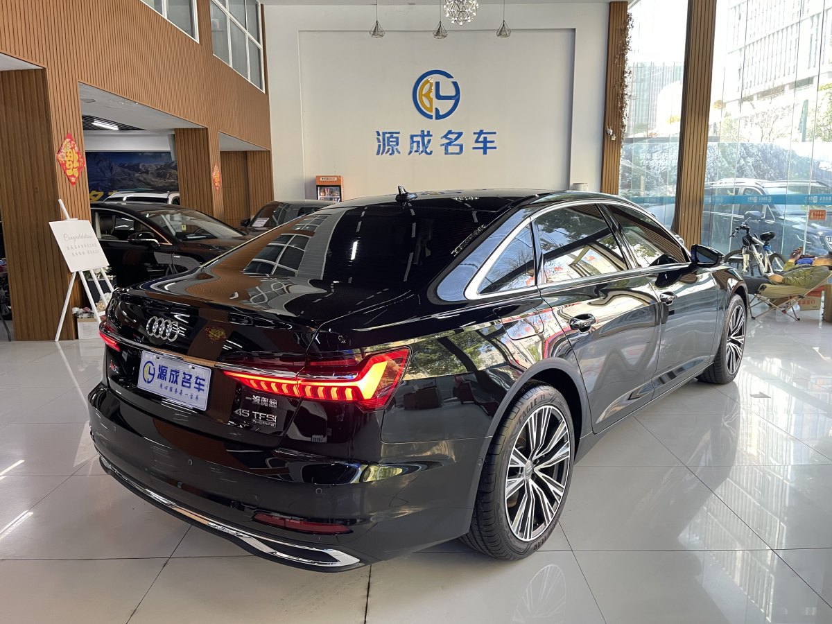 奧迪 奧迪A6L  2023款 改款 45 TFSI quattro 臻選致雅型圖片