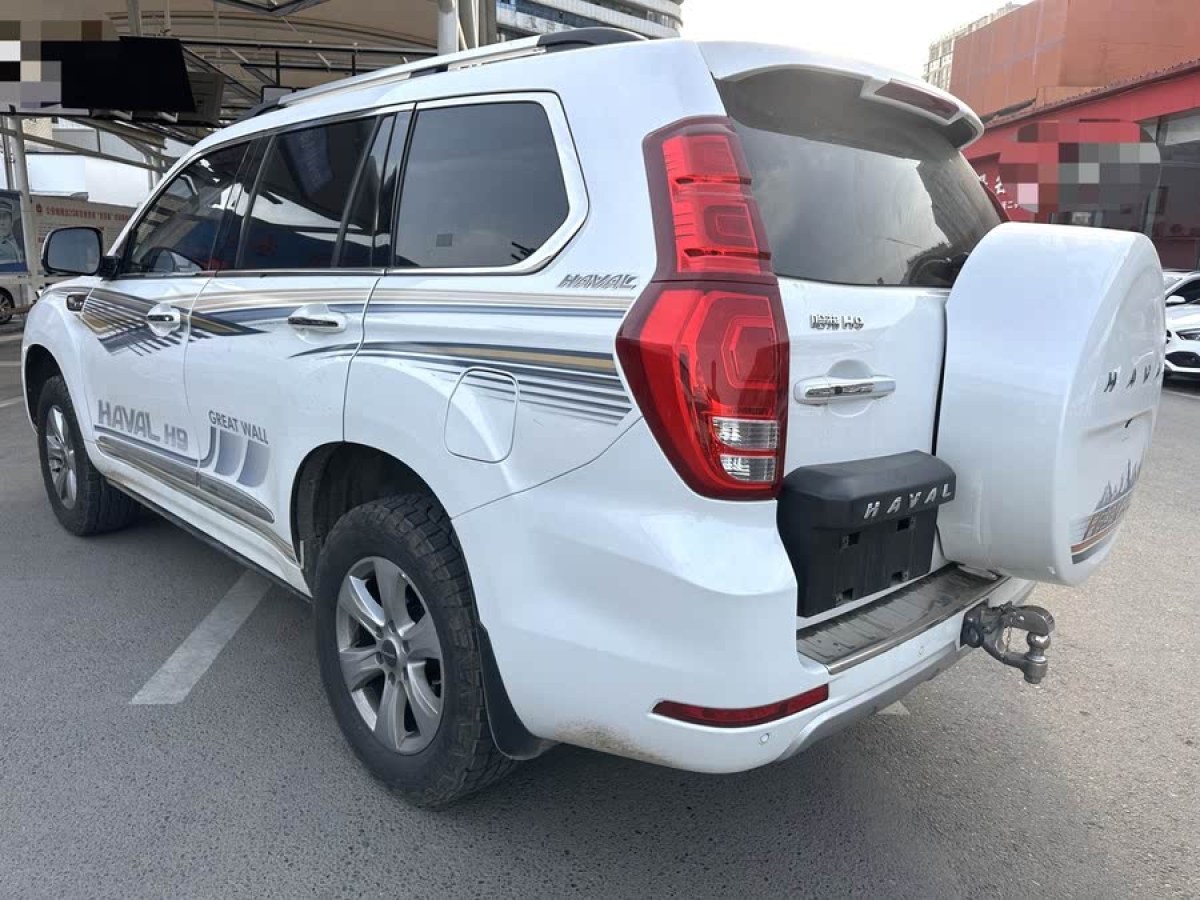 哈弗 H9  2022款 2.0T 汽油四驅(qū)豪華型 7座圖片