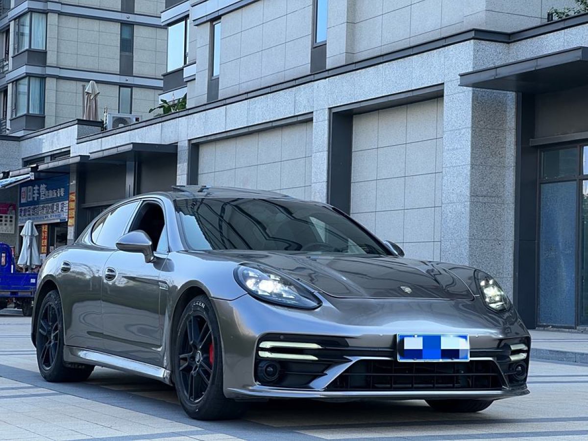 2012年10月保時(shí)捷 Panamera  2010款 Panamera 4 3.6L