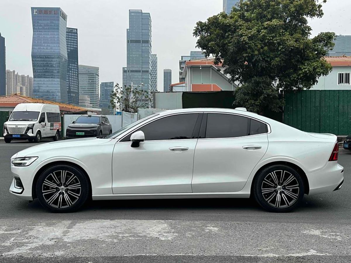 沃爾沃 S60L  2020款 T4 智遠豪華版圖片