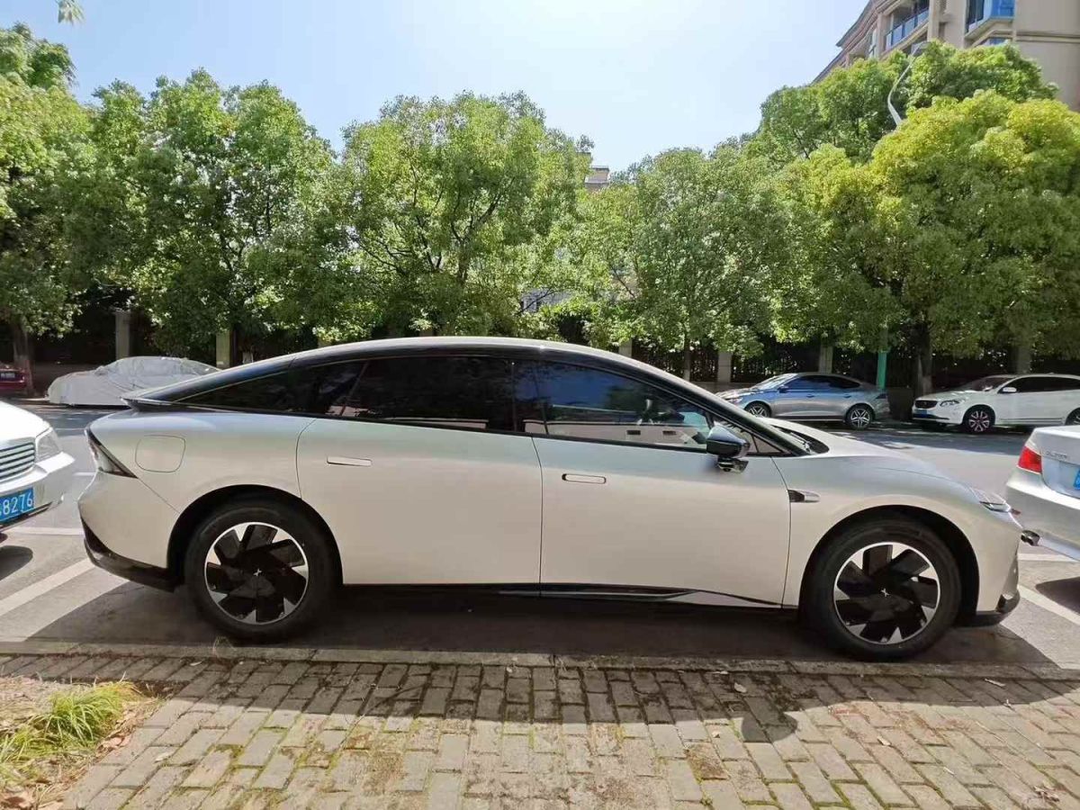 小鵬 小鵬G9  2025款 625 長續(xù)航 Max圖片